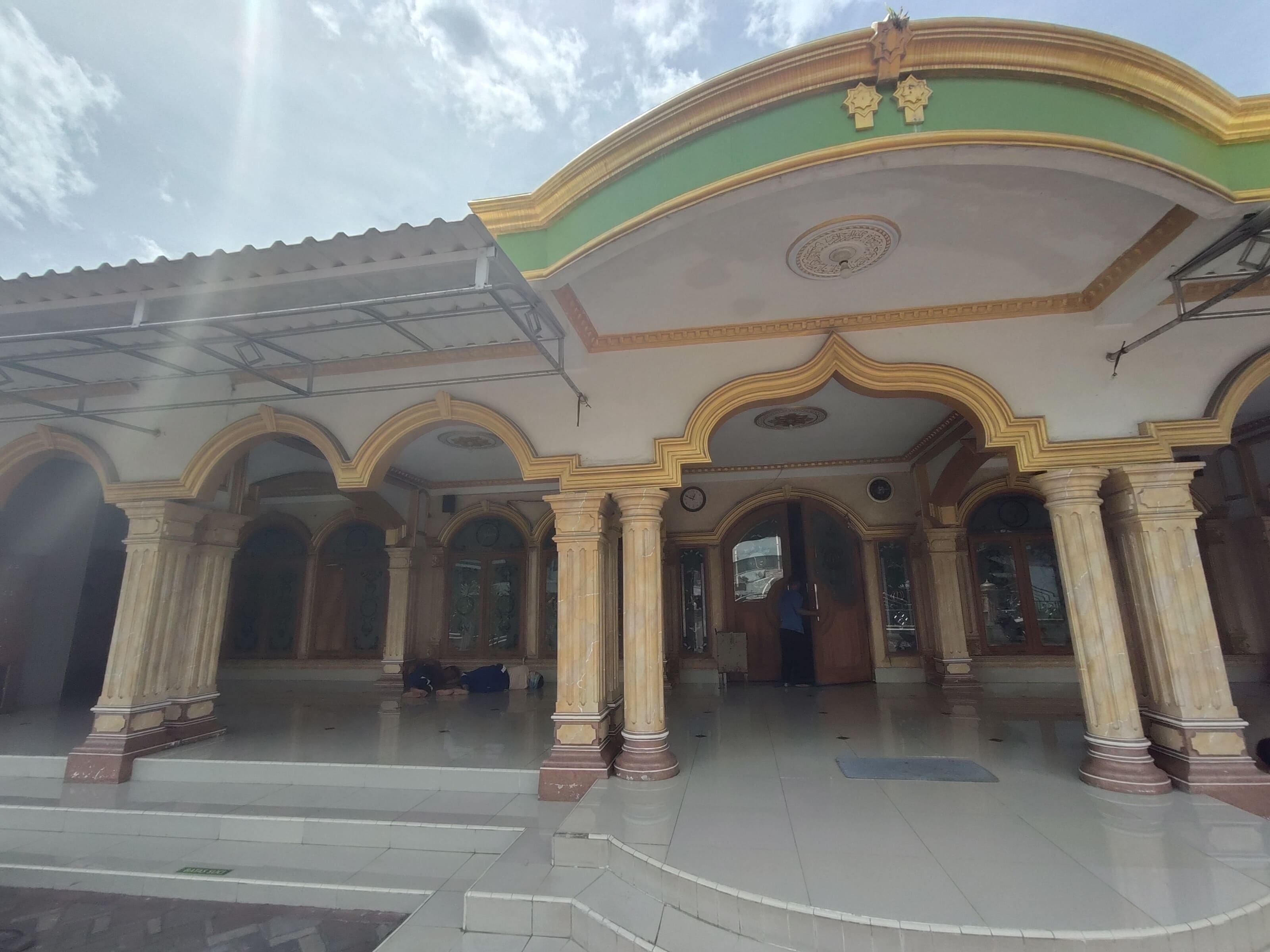 Foto Masjid Al-Kautsar